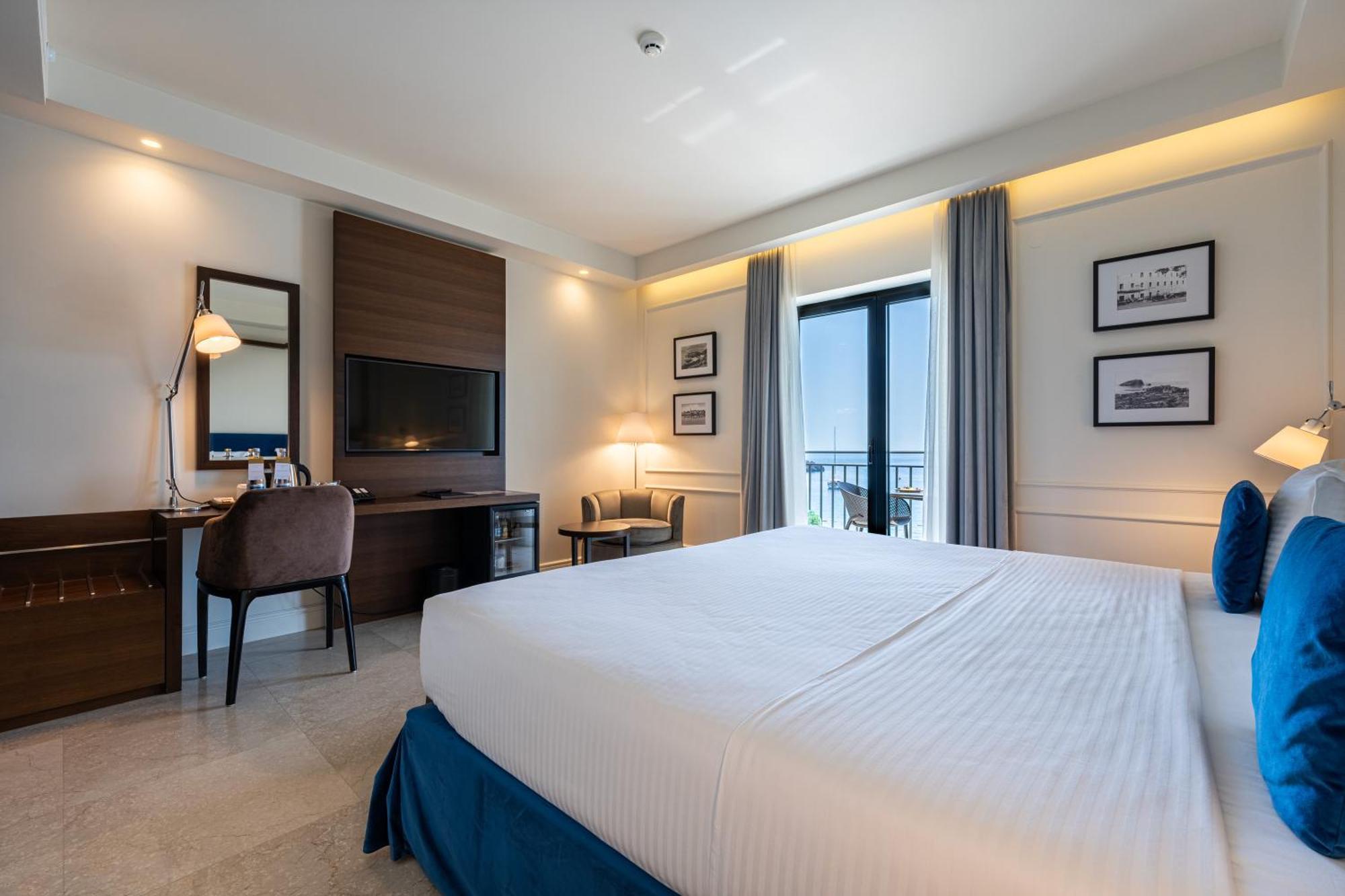 Hotel California By Aycon (Adults Only) Sveti Stefan Extérieur photo