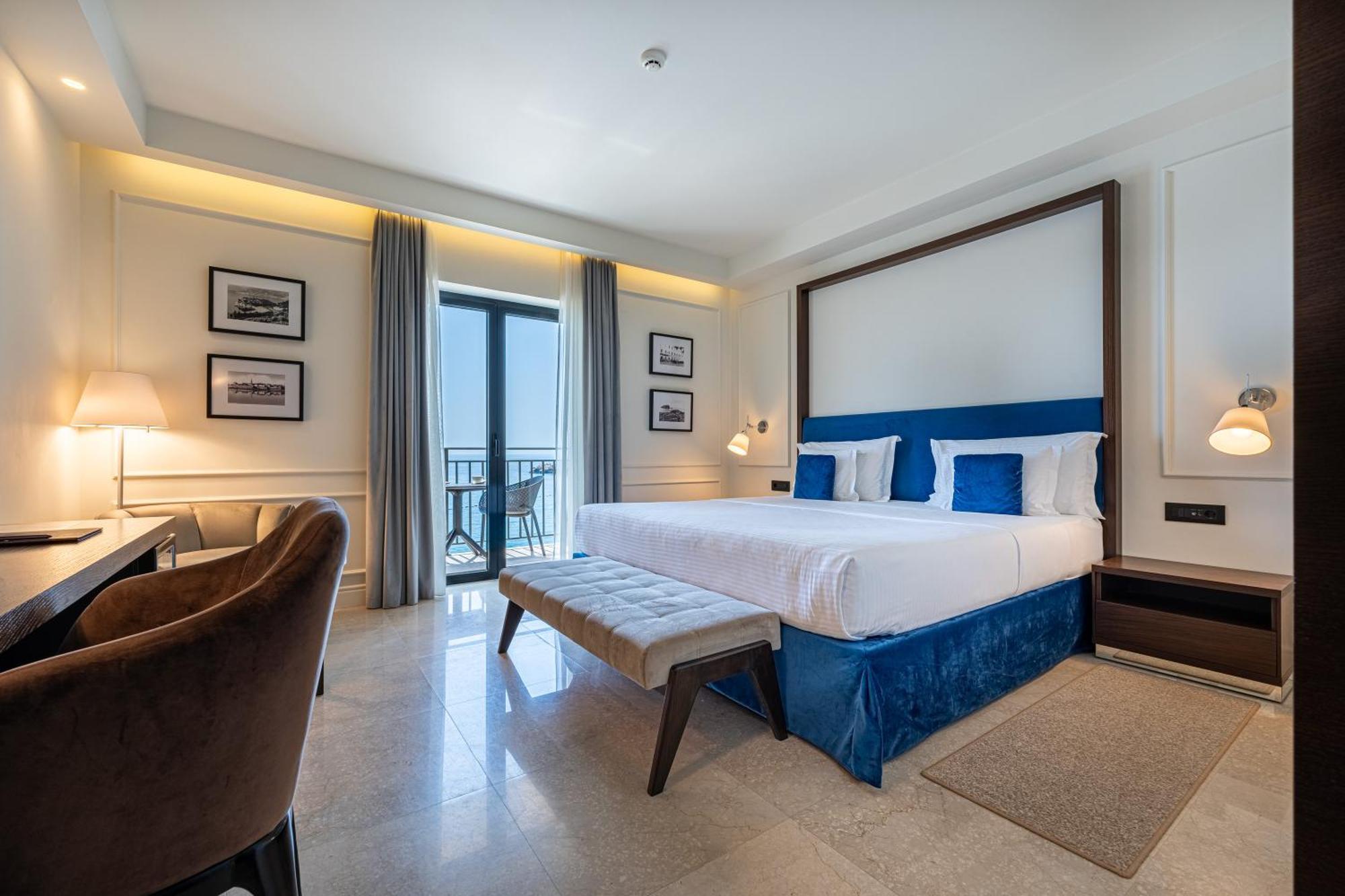 Hotel California By Aycon (Adults Only) Sveti Stefan Extérieur photo