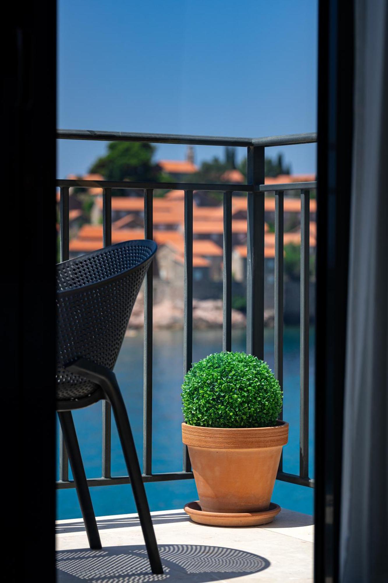 Hotel California By Aycon (Adults Only) Sveti Stefan Extérieur photo