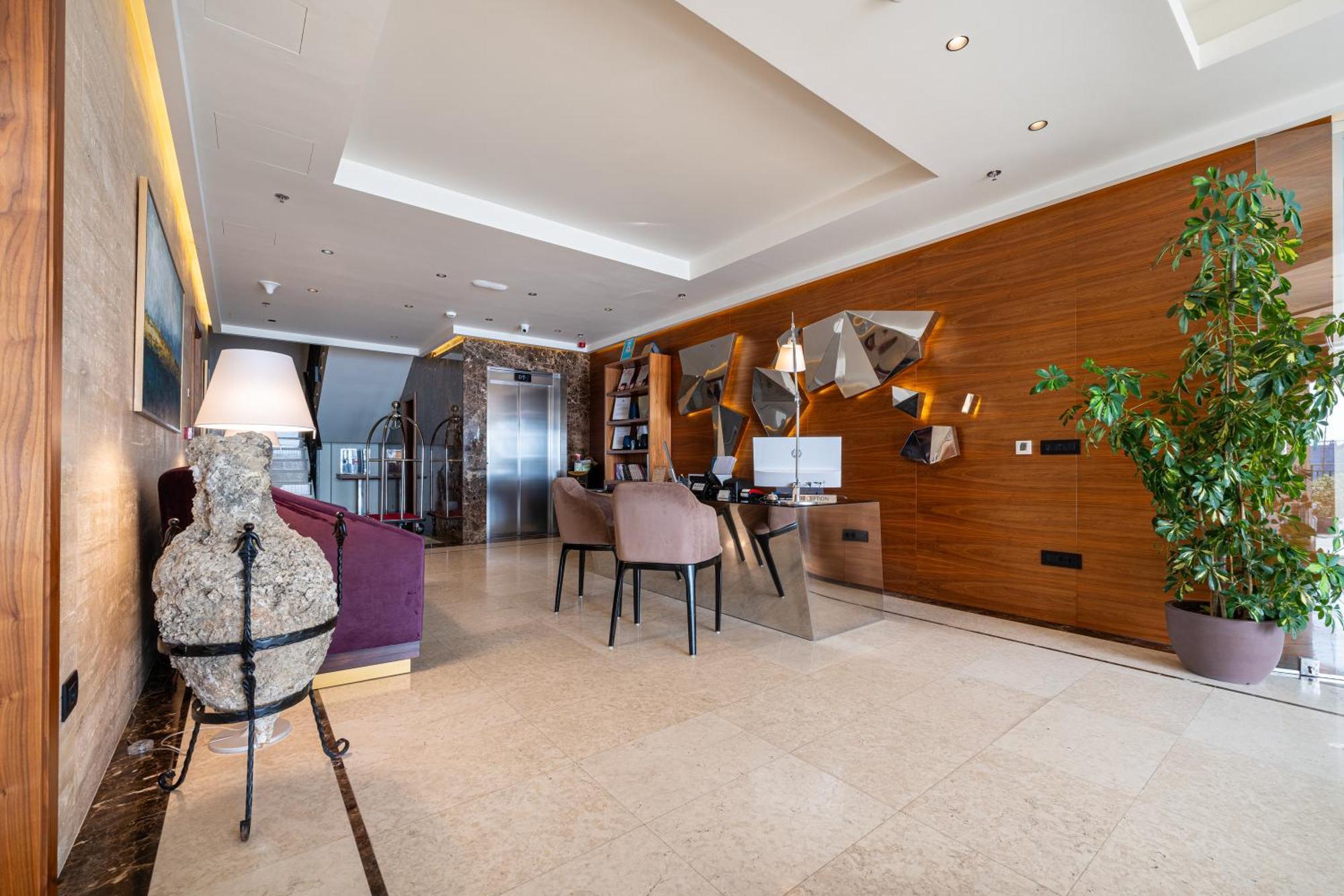 Hotel California By Aycon (Adults Only) Sveti Stefan Extérieur photo